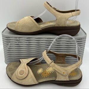 Dansko Iris Suede Nubuck Open Toe Sandals Tan Beige Size 40